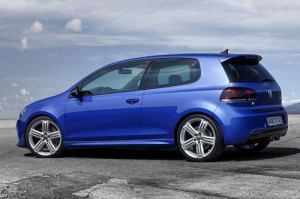 big_volkswagen_golf_r_07500