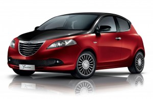 chrysler-ypsilon-black-red-edition-2