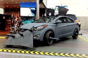 hyundai-elantra-coupa-zombie-survival-machine-1