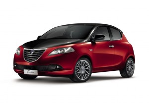 lancia-ypsilon-black-red-disponible-en-espaaa-1