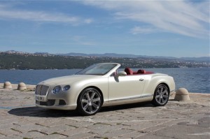 nuevo-bentley-continental-gtc-en-frankfurt-1