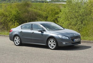 peugeot-508-sedan-con-sistema-de-propulsian-hybrid4-1