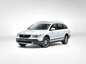 skoda-superb-combi-outdoor-2